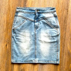 Just above the knee denim skirt 20” length from waist to hem
